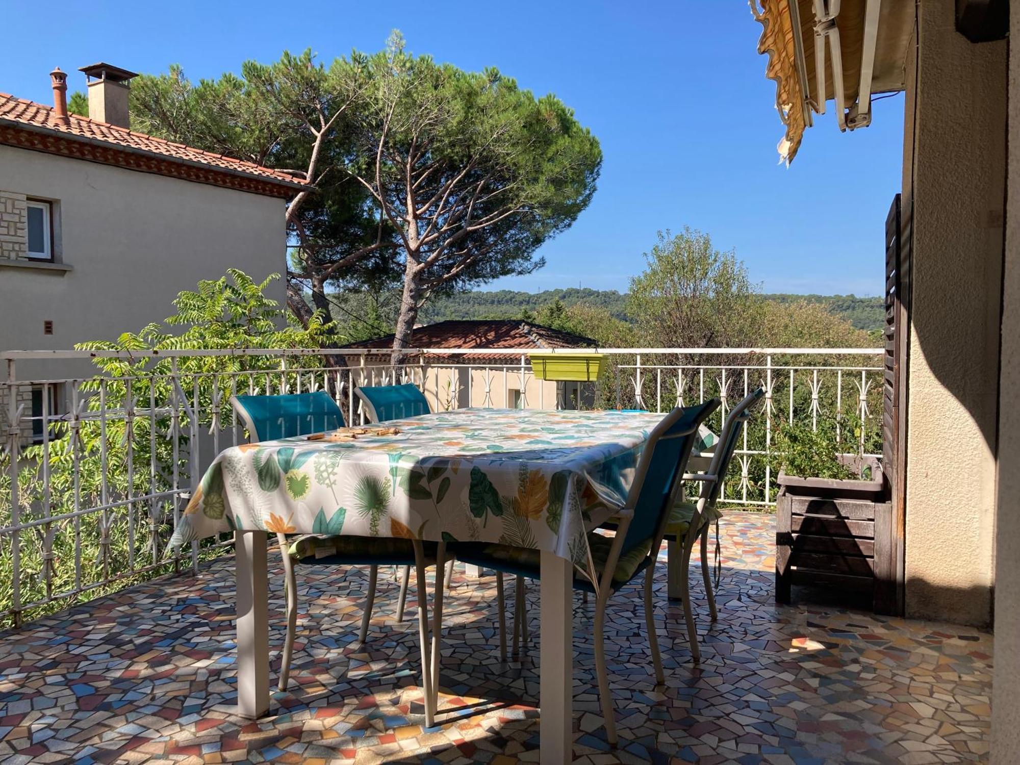 Maison Lumineuse Bagnols-sur-Cèze Екстериор снимка